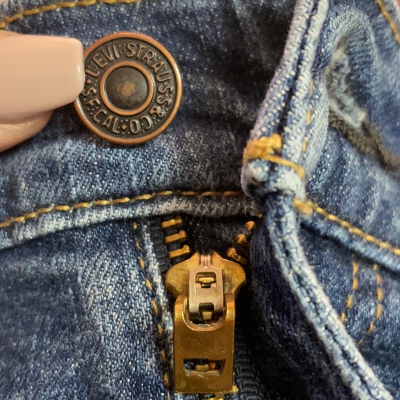 Men’s Levi’s 505. - Picture 6 of 6